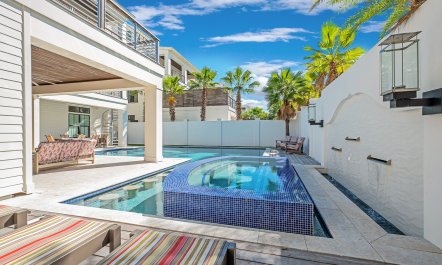 Grand Emerald Vista 2