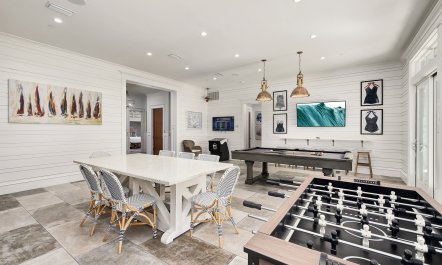 Grand Emerald Vista 1