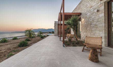 Stone & Shore 8