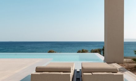 Stone & Shore 9