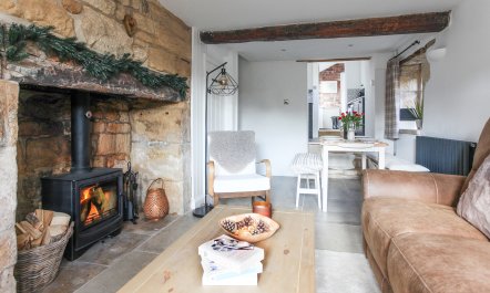 Painswick Charm 2