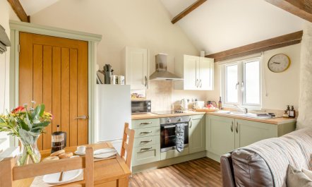 1 Bed in Taunton 4