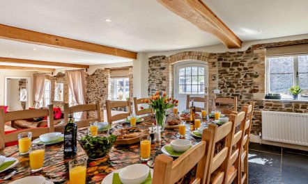 6 Bed in Bideford 4