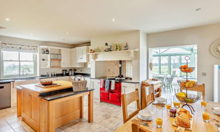 5 Bed in Bude 4