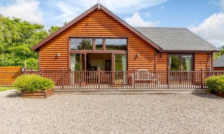 3 Bed in Perth 1