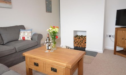 2 Bed in Bude 4