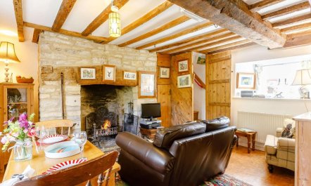 2 Bed in Lechlade 1