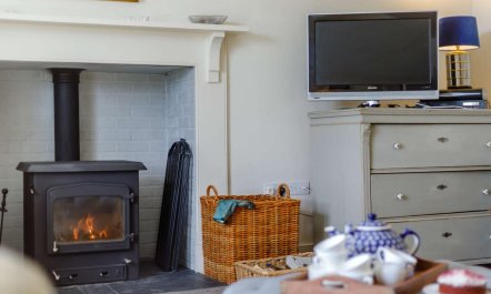 8 Bed in Kington 2