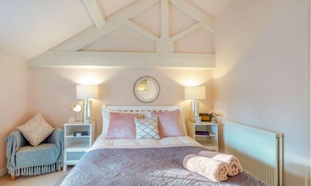 1 Bed in Ashbourne 9
