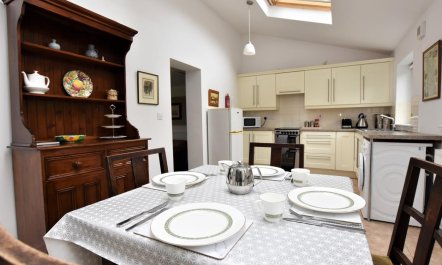 2 Bed in Holmesfield 6