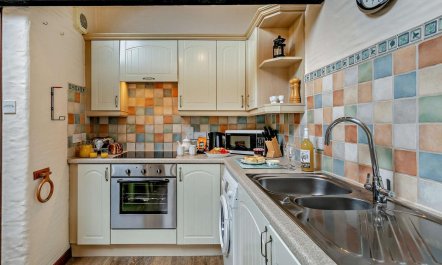 2 Bed in Looe 5