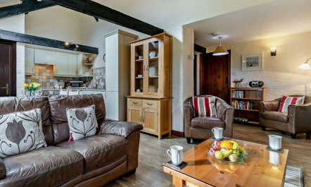 2 Bed in Looe 4