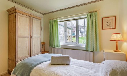 4 Bed in Uckfield 6