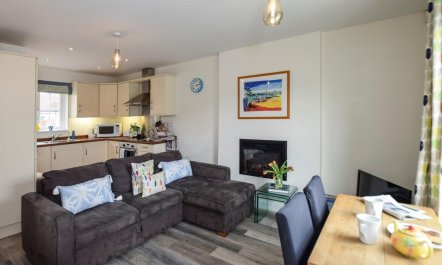 2 Bed in Camber 5