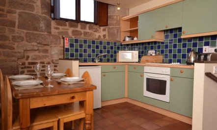 2 Bed in Ross-on-wye 1