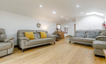 4 Bed in Callington 7