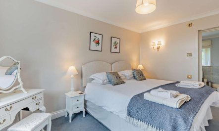 2 Bed in Robertsbridge 5