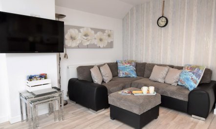2 Bed in Pevensey 1