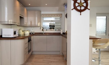 2 Bed in Pevensey 6