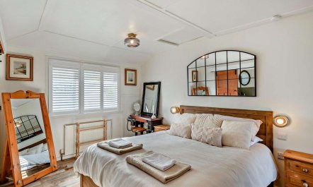 2 Bed in Whitstable 9