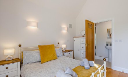 2 Bed in Sudbury 6