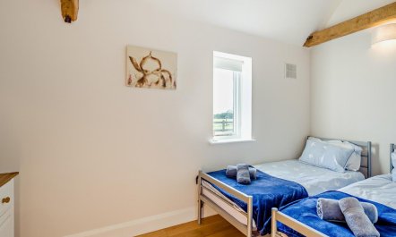 2 Bed in Sudbury 8