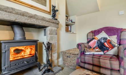 2 Bed in Whitby 3