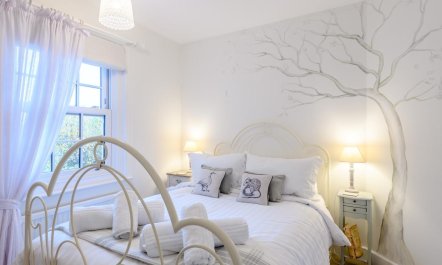 2 Bed in New Milton 9