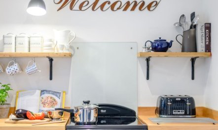 2 Bed in New Milton 2