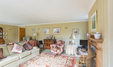 3 Bed in Tomatin 4