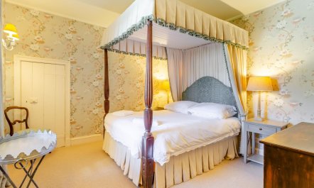 9 Bed in Forres 3