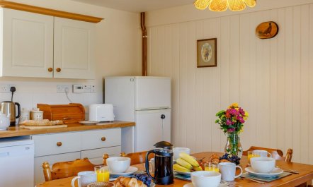 3 Bed in Aberfeldy 7