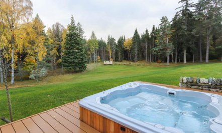 7 Bed in Kingussie