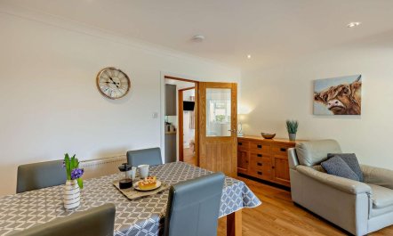 2 Bed in Godshill 7
