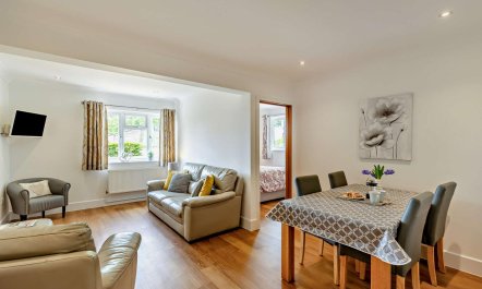 2 Bed in Godshill 5