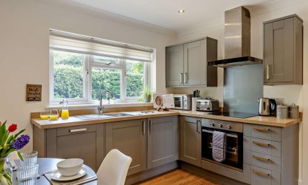 2 Bed in Godshill 3