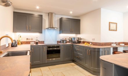 7 Bed in Hexham 8