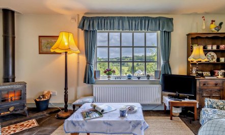1 Bed in Brecon 1