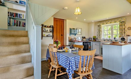 1 Bed in Brecon 4