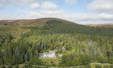 12 Bed in Tomatin