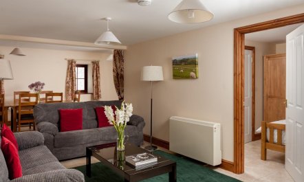 4 Bed in Llandovery 3