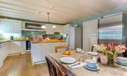 7 Bed in Near Laxford Bridge 9