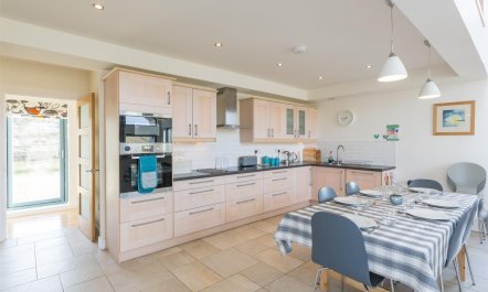 4 Bed in Isle Of Skye 6