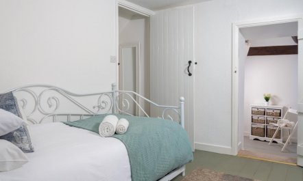 2 Bed in Crickhowell 7