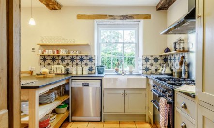 6 Bed in Brecon 9