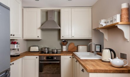 2 Bed in Crickhowell 2