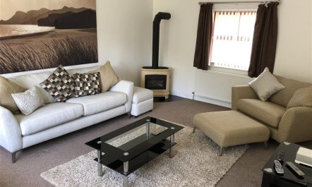 6 Bed in Stepaside 8