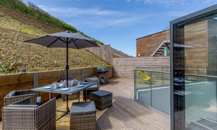 4 Bed in Kingsbridge 1