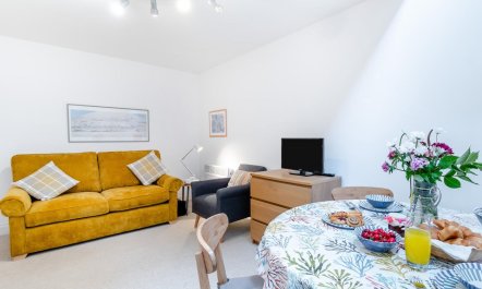1 Bed in Tenby