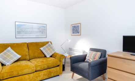 1 Bed in Tenby 3